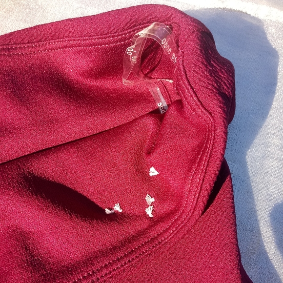 Oboe Wine Cropped Butterfly Top - Picture 8 of 10